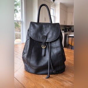 Vintage Il Bisonte Black Leather Backpack – Italian Craftsmanship